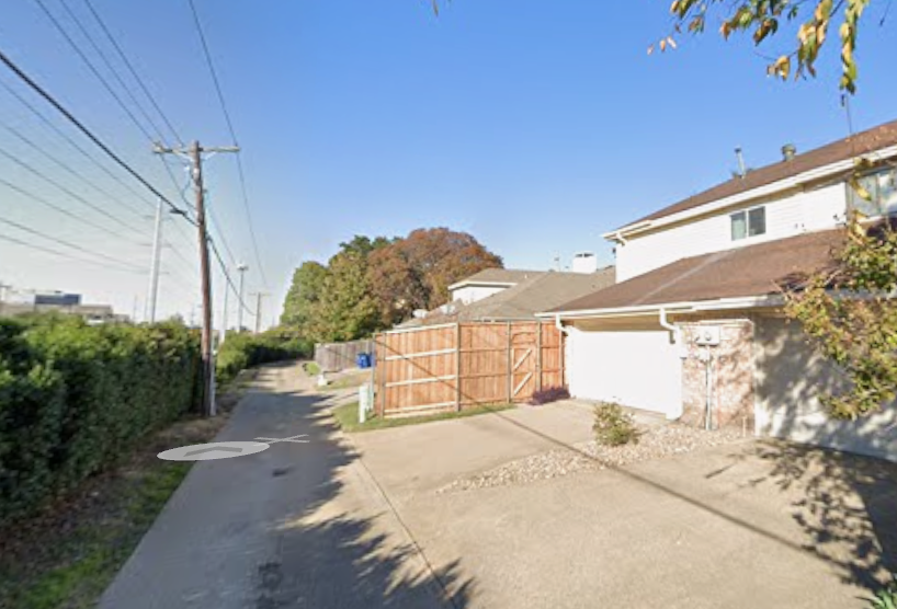 Hidden Gem Garage by Sopras Cir Road